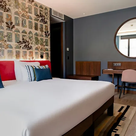 Motel One Plaza de España-3